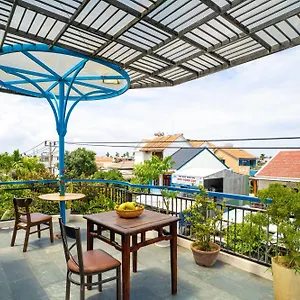 5 Coconut Homestay